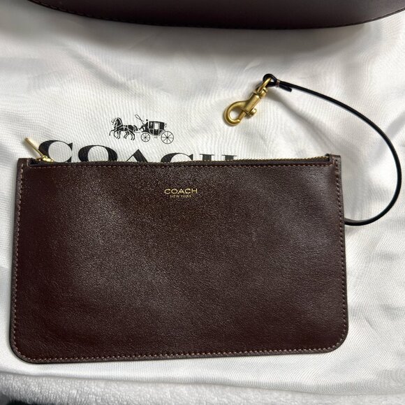 2025 updated Coach Bleecker Bucket Bag in Maple - Picture 8 of 15